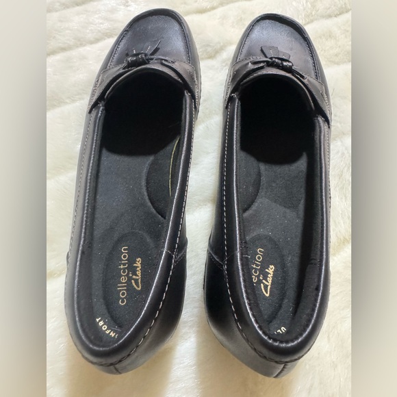 Clarks Black Leather Loafers for Women - Picture 4 of 12